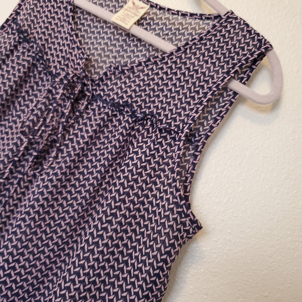 Faded Glory Womens Navy Blue White Geometric Tiered Sleeveless Tunic Blouse Sz L - Picture 6 of 12